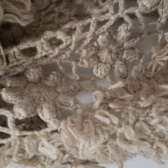 New Beautiful Open Knit Shawl Collar Wrap Fluffy Soft Tan - Picture 4 of 7